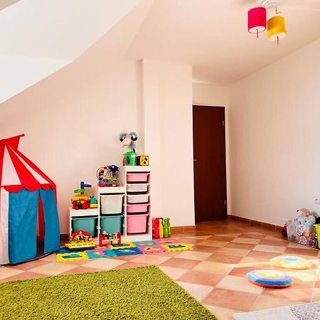 Apartman Se Zahradou 20 Minut Do Centra Prahy Ořech 外观 照片