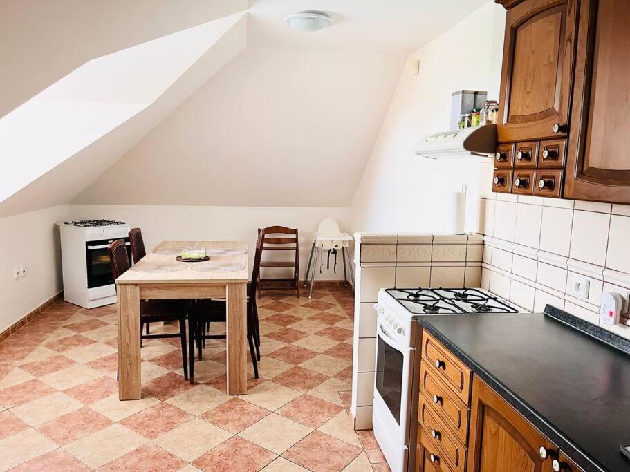 Apartman Se Zahradou 20 Minut Do Centra Prahy Ořech 外观 照片
