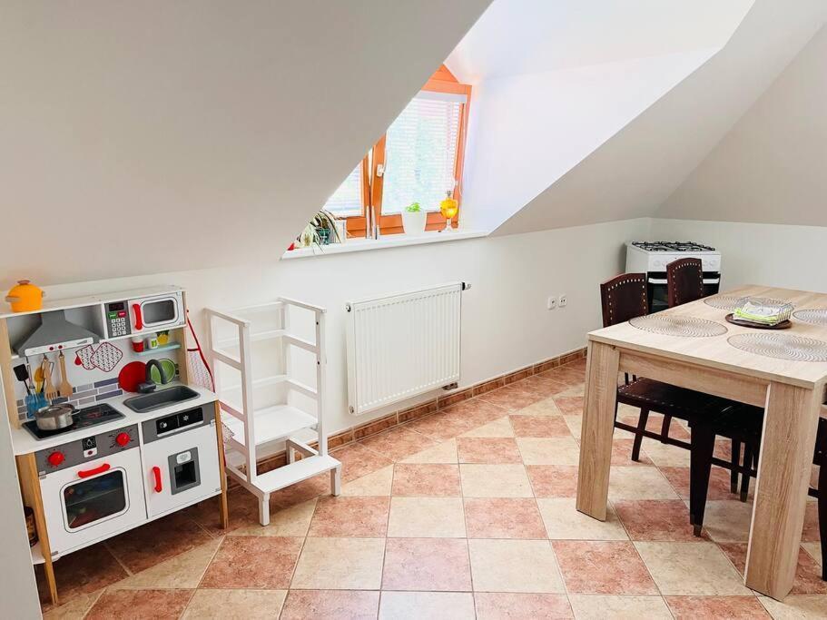 Apartman Se Zahradou 20 Minut Do Centra Prahy Ořech 外观 照片